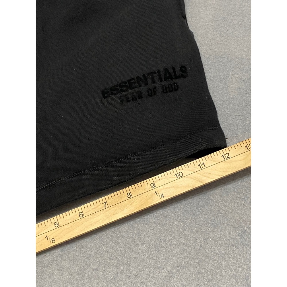 Fear of God Essentials Mens Sweat Shorts‎ Black Charcoal Grey Logo Size Large - Picture 7 of 11